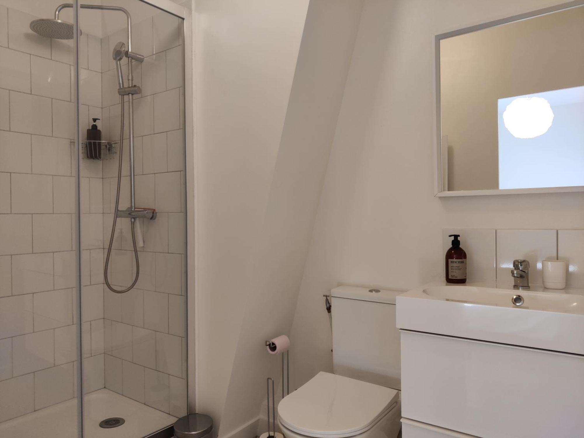 Bel Appart Renove Avec Terrasse Сант-Авертан Екстериор снимка
